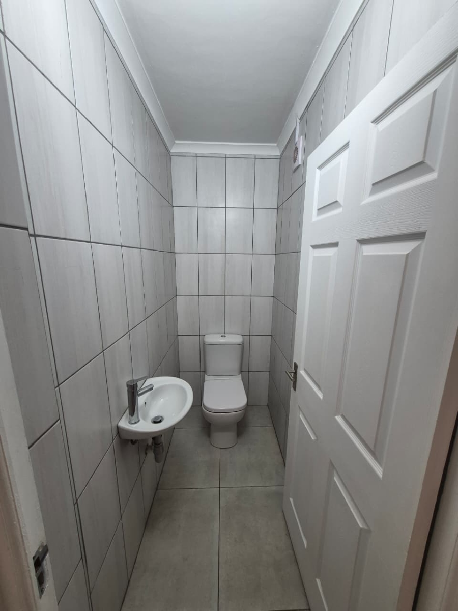 3 Bedroom Property for Sale in Mossel Bay Central Western Cape